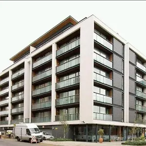 2bed Stratford With Easy Access To London, O2, Excel, Parking Nearby , London United Kingdom